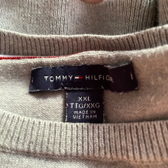 Tommy Hilfiger sweaters - Picture 4 of 5